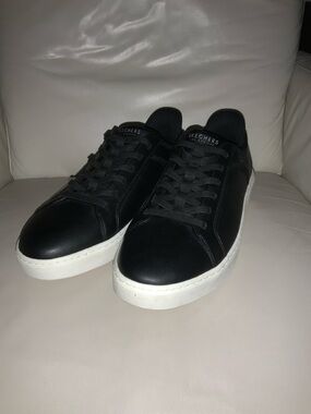 Skechers Street Los Angeles slip-ins Sneakers. Barely used condition. Sz. 12.